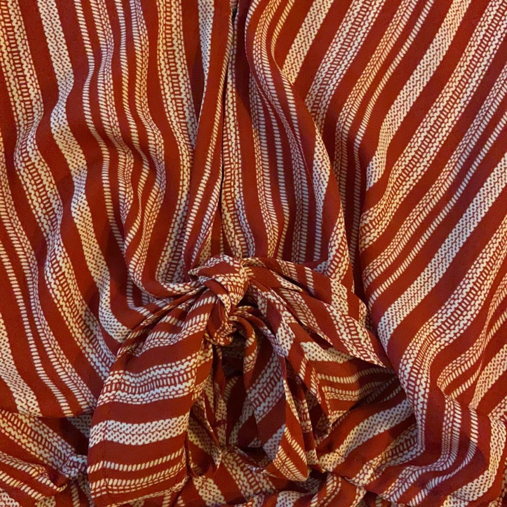 Windsor | Red & Pink Blouse - Picture 3 of 3